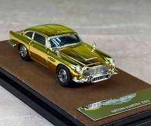 Load image into Gallery viewer, XG 1:64 Gold DB5 Classic Coupe Sports Model Diecast Metal Car New