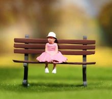 Load image into Gallery viewer, 1:64 Painted Figure Model Miniature Resin Diorama Sand Pink Dress Little Girl Collection