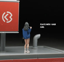 Load image into Gallery viewer, 1:64 Painted Figure Mini Model Miniature Resin Diorama Sand Girl In Blue Hoodies New