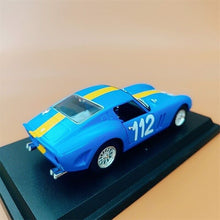 Load image into Gallery viewer, Bburago 1:24 250 GTO Classic Racing Sports Model Toy Diecast Metal Car BN