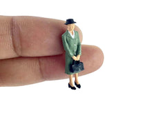 Load image into Gallery viewer, 1:64 Painted Figure Model Miniature Resin Diorama Sand Vintage WindCoat Lady Man New