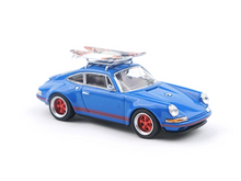 Load image into Gallery viewer, XCARTOYS 1:64 Blue Singer 964 Wakeboard Sports Model Toy Diecast Metal Car