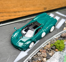 Load image into Gallery viewer, CM 1:64 Green Codalunga Racing Sports Model Diecast Metal Car New Collection