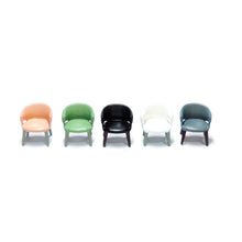 Load image into Gallery viewer, 1:64 Painted Figure Mini Model Miniature Resin Diorama Lovers Chatting Drinks