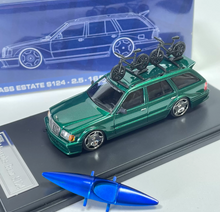 Load image into Gallery viewer, YS 1:64 Green E Class S124 EVO2 Wagon Sports Model Diecast Metal Car New Collection