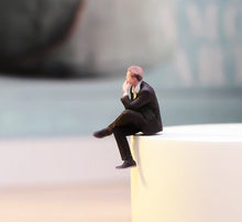 Load image into Gallery viewer, 1:64 Painted Figure Model Miniature Resin Diorama Suit Man Businessman Sitting A