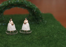 Load image into Gallery viewer, 1:64 Painted Figure Model Miniature Resin Diorama Sand Flower Girls WeddingDress