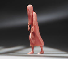 Load image into Gallery viewer, 1:64 Painted Unpainted Figure Model Miniature Resin Diorama Sand Zhen Zi Girl