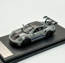 Load image into Gallery viewer, SW 1:64 992 GT3 RS Racing Sports Model Diecast Metal Car New Collection
