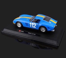 Load image into Gallery viewer, Bburago 1:24 250 GTO Classic Racing Sports Model Toy Diecast Metal Car BN
