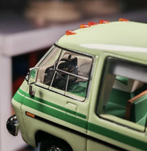 Load image into Gallery viewer, MK 1:64 Green HEC GMC Motor Home Road Trip RV Van Model Diecast Resin Car New Collection