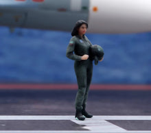 Load image into Gallery viewer, 1:64 Painted Figure Model Miniature Resin Diorama Toy Sand Woman Pilot Captain