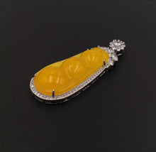 Load image into Gallery viewer, Nature Jade Fortune Beans Pendant Necklace Gift Jewelry charm Blessing Lucky b