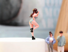 Load image into Gallery viewer, 1:24 Painted Figure Model Miniature Resin Diorama Swimming Suit Sexy Girl
