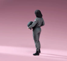 Load image into Gallery viewer, 1:64 Painted Figure Model Miniature Resin Diorama Toy Sand Woman Pilot Captain