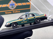 Load image into Gallery viewer, Rollin 1:64 Vermont Police VSP CV CROWN VICTORIA Model Diecast Metal Car New Collection
