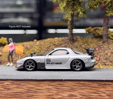 Load image into Gallery viewer, Minigt 1:64 Silver RX-7 FD RE Sports Model Diecast Metal Car New Collection