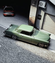 Load image into Gallery viewer, GFCC 1:64 Green 1956 Continental Mark II Classic Model Diecast Metal Car New Collection