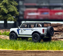 Load image into Gallery viewer, Shadow 1:64 White #1 Bronco ORV SUV 4 Doors Sports Model Diecast Metal Car New Collection