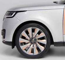 Load image into Gallery viewer, LCD 1:18 Silver 2022 Range Rover SV SUV Sports Model Diecast Metal Car New Collection