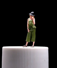 Load image into Gallery viewer, 1:64 Painted Figure Mini Model Miniature Resin Diorama Sand Blond Hair Girl Toy New