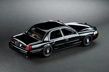 Load image into Gallery viewer, Rollin 1:64 Black CV CROWN VICTORIA Sedan Sports Model Diecast Metal Car New Collection