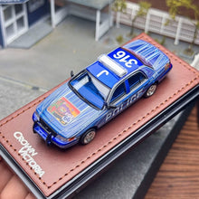 Load image into Gallery viewer, GOC 1:64 HEC Albuquerque Police Crown Victoria CV Model Diecast Metal Car New Collection