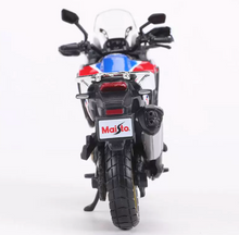 Load image into Gallery viewer, Maisto 1:18 White Africa Twin DCT Motorcycle Bike Sports Model Diecast ABS