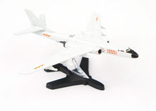 Load image into Gallery viewer, XCARTOYS 1:400 Military Xian H-6K Strategic Bomber Model Diecast Metal New