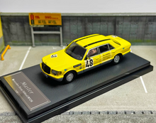 Load image into Gallery viewer, Master 1:64 Yellow 560SEL W126 VIP Sedan Sports Model Diecast Metal Car BN