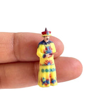 Load image into Gallery viewer, 1:64 Painted Figure Model Miniature Resin Diorama Emperor imperial Concubine Toy New