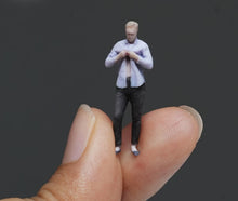 Load image into Gallery viewer, 1:64 Painted Figure Model Miniature Resin Diorama Sand Toy Button-up Man Stand