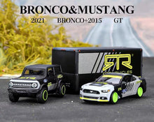 Load image into Gallery viewer, Maisto 1:64 2021 Bronco SUV Trailer 2015 Mustang GT Haulers Model Metal Car
