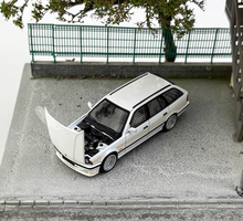 Load image into Gallery viewer, Mortal 1:64 HEC White E34 ALPINA B10 TOURING Sport Model Diecast Metal Car BN