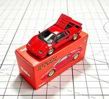 Load image into Gallery viewer, Maisto 1:64 Red Countach Classic Speed Sports Model Diecast Metal Car New Collection