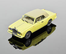 Load image into Gallery viewer, GFCC 1:64 1993 Corniche IV Drophead Luxury Classic Model Diecast Metal Car