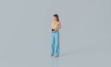 Load image into Gallery viewer, 1:64 Painted Figure Model Miniature Resin Diorama Sand Toy Trendy Woman Fashion