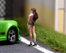 Load image into Gallery viewer, 1:64 Painted Figure Model Miniature Resin Diorama Toy Sand Beauty Girl Pretty