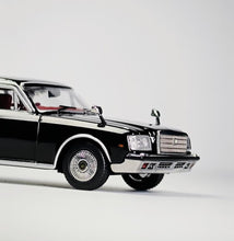 Load image into Gallery viewer, RS 1:64 Black Century VG45 Limo Luxury Sedan Model Diecast Metal Car New Collection