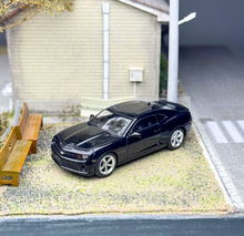 Load image into Gallery viewer, GOC 1:64 Black Camaro Coupe SS Sports Model Diecast Metal Car New Collection