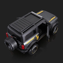 Load image into Gallery viewer, Maisto 1:24 2021 FORD Bronco Badlands SUV Off Road Sports Model Diecast Metal Car