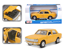 Load image into Gallery viewer, Maisto 1:24 Yellow 1971 Datsun 510 Racing Sports Model Toy Diecast Metal Car
