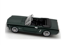 Load image into Gallery viewer, 1:87 1965 Mustang Sports Convertible Model Diecast Metal Car