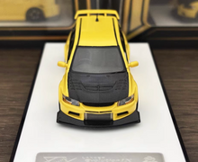 Load image into Gallery viewer, 404Error 1:64 Yellow Lancer EVO 9 IX Wagon Sports Model Diecast Resin Car New Collection