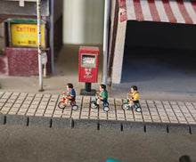 Load image into Gallery viewer, 1:64 Painted Figure Model Miniature Resin Sand Toy Cycling Kid Boy Bicycle Child