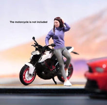 Load image into Gallery viewer, 1:64 Painted Figure Model Miniature Resin Diorama Sand Cool Lady Girl Leaning Collection