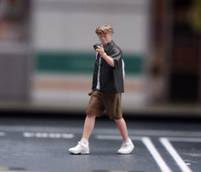 Load image into Gallery viewer, 1:64 Painted Figure Model Miniature Resin Sand Diorama Backpack Man Shooting