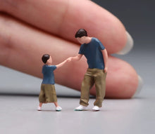Load image into Gallery viewer, 1:64 Painted Figure Model Miniature Resin Diorama Toy Sand Father and Son Play