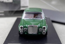 Load image into Gallery viewer, BSC 1:64 Green 300SEL W109 AMG 6.8 Sedan Classic Model Diecast Metal Car New Collection