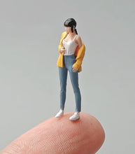 Load image into Gallery viewer, 1:64 Painted Figure Mini Model Miniature Resin Diorama Sand Yellow Shirt Girl New